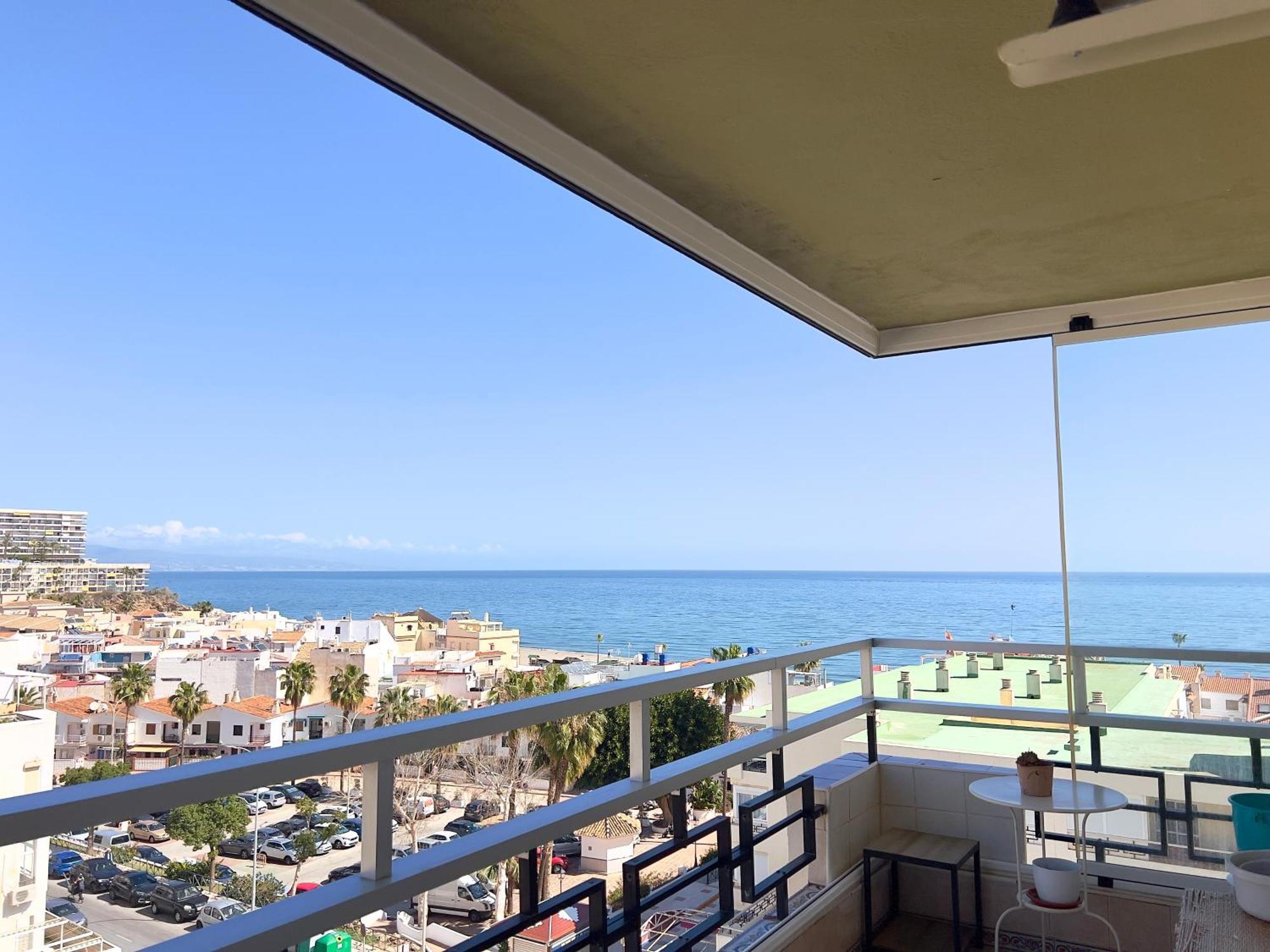 En Carihuela Con Vistas Y Plaza De Garaje, Nucleo Cristal Apartamento Torremolinos Exterior foto